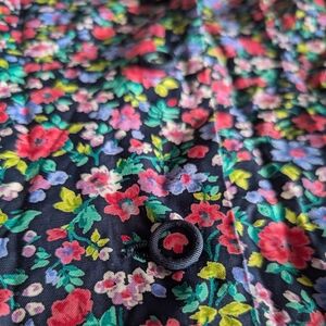 Lovely Pre-loved Joseph Ribkoff Floral Dress -  (small)